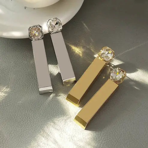 Diamond Rectangular Earrings DexKea